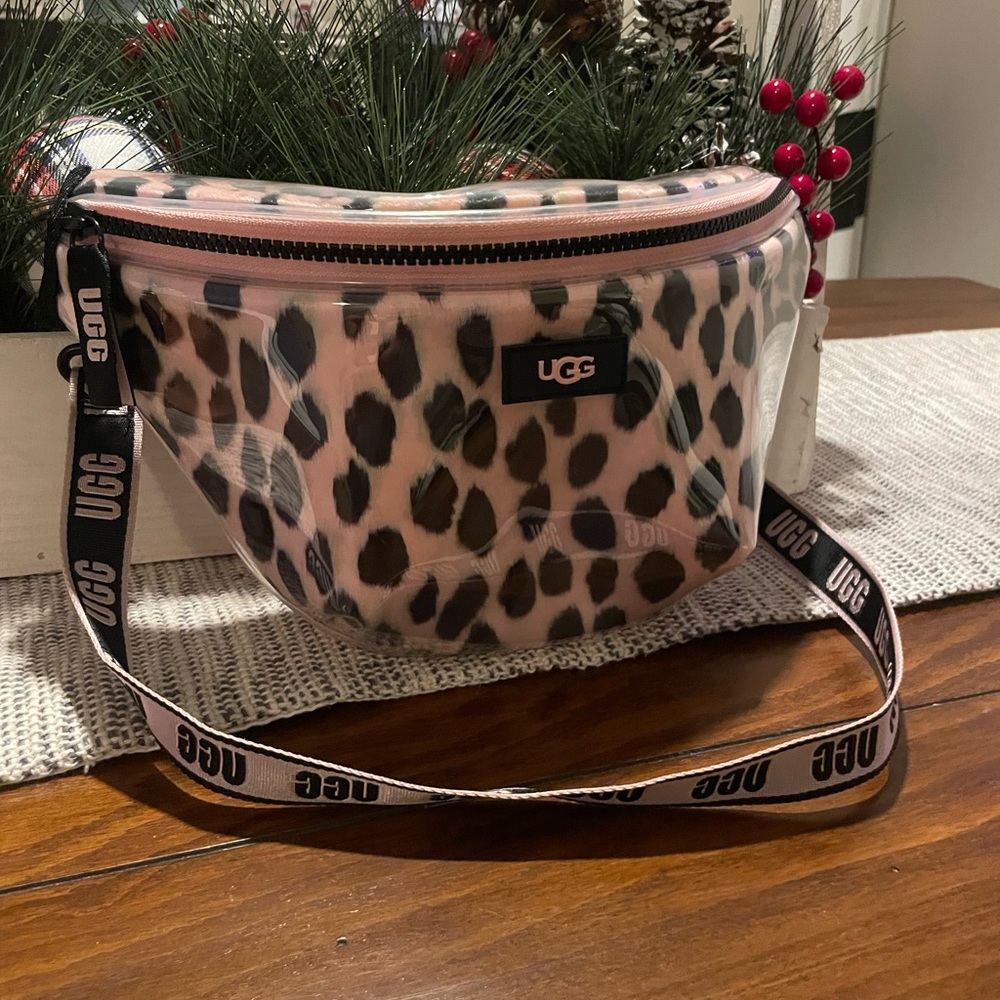 UGG fanny pack/Crossbody